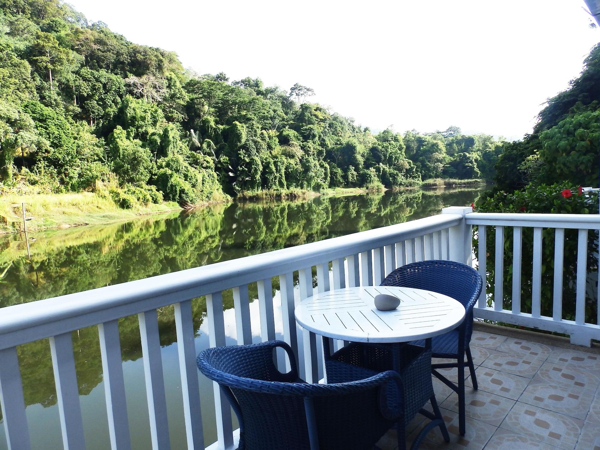 Serenity Lakeside Resort Kathu Exteriör bild