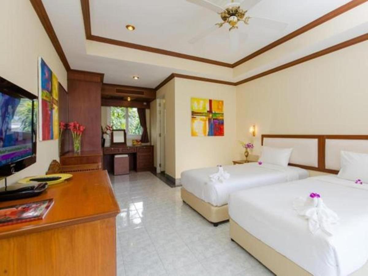 Serenity Lakeside Resort Kathu Rum bild